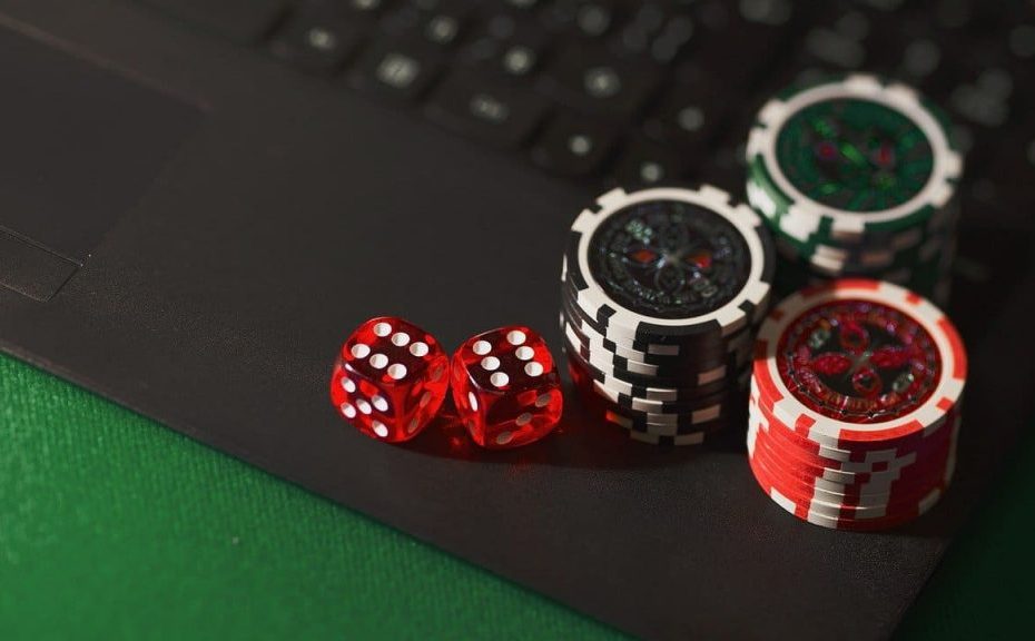Symposium Glücksspiel kritisiert mangelnden Spielerschutz – Corona sorgt für verändertes Spielverhalten